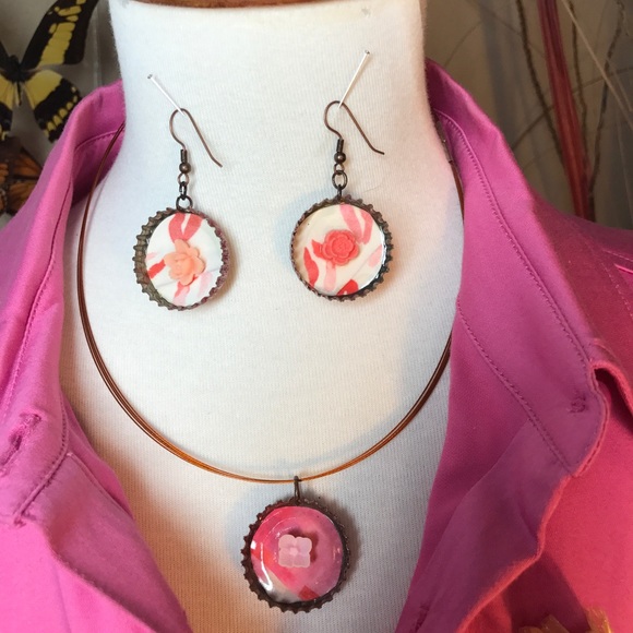 Pink Rose 3 pc Jewelry Set Necklace Earrings Ring - Picture 4 of 6